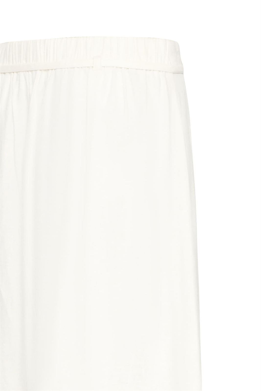 Falda blanca, Ih Linno - Imagen 3