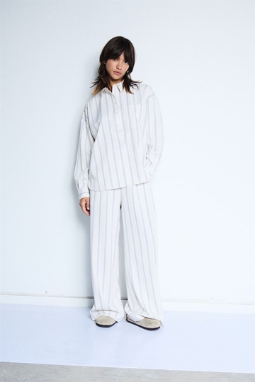 Camisero de rayas, Namia - Imagen 1