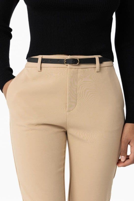 Pantalón Chino beige con Cinturón, Benedita - Imagen 2