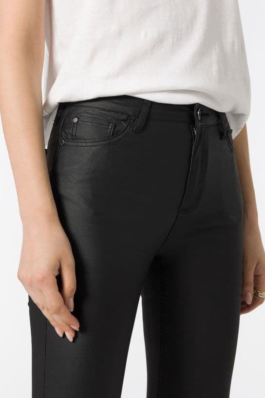 Pantalón Cropped Flare Coated encerado negro Tiro Alto, Megan_27 - Imagen 4