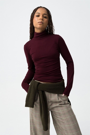 Polo cuello subido burdeos, Murcia - Imagen 2