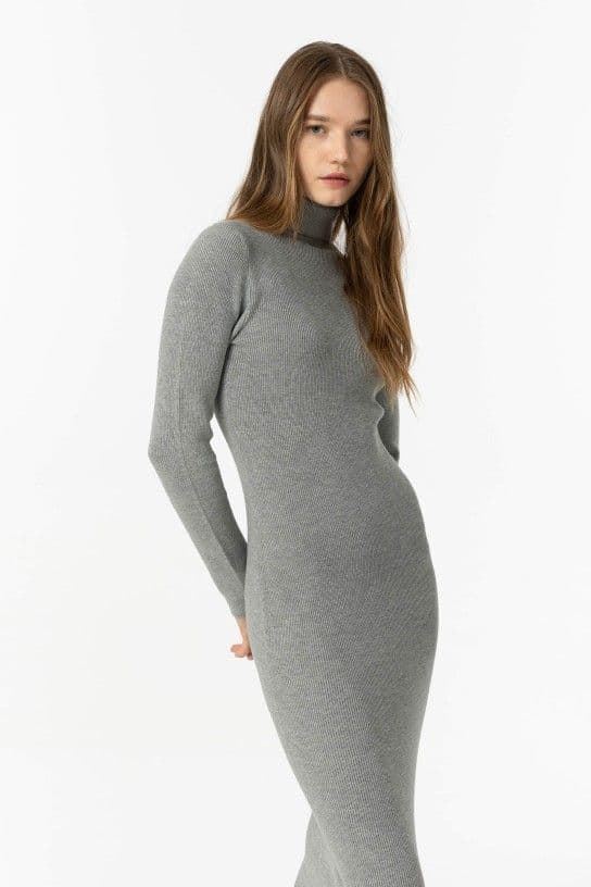 Vestido de punto midi gris cuello alto, Chloe - Imagen 2