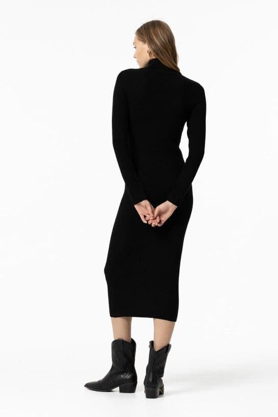 Vestido de punto midi negro cuello alto, Chloe - Imagen 3